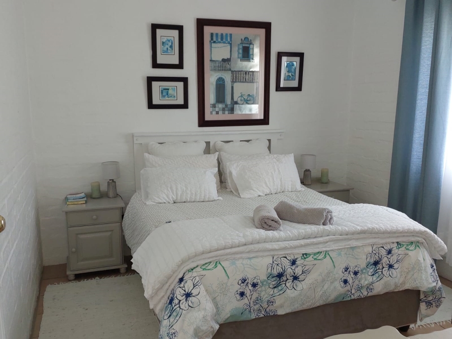 7 Bedroom Property for Sale in Stilbaai Wes Western Cape